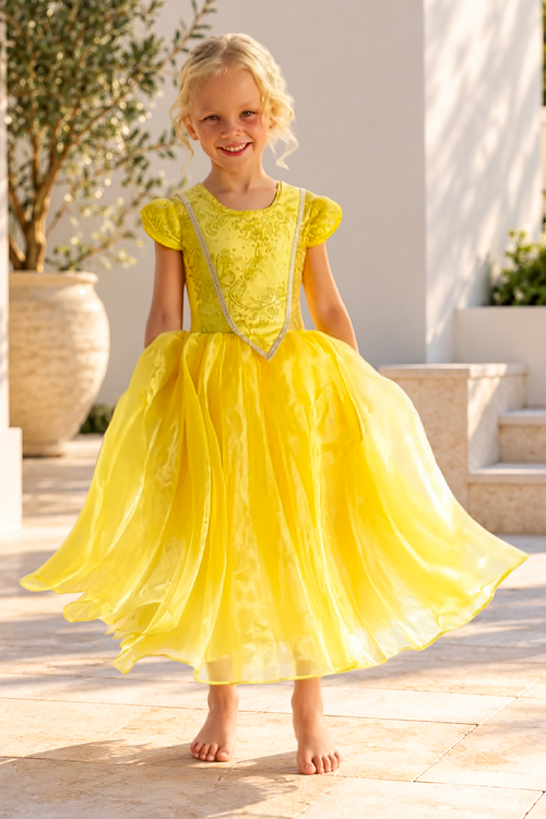 Vestido Mágico Lumina brilhando